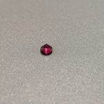 0.45 ct Round Brilliant Pinkish Purple Sapphire Madagascar Unheated - Image 2
